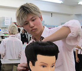 ファミリーサロン Lucky ラッキー 三好店の美容室 美容院 ヘアサロン 美容師 スタイリスト アルバイト パート 正社員求人情報